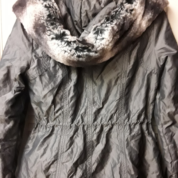 Olive Fur Collar Jacket Shelli Segal Laundry - Picture 5 of 9
